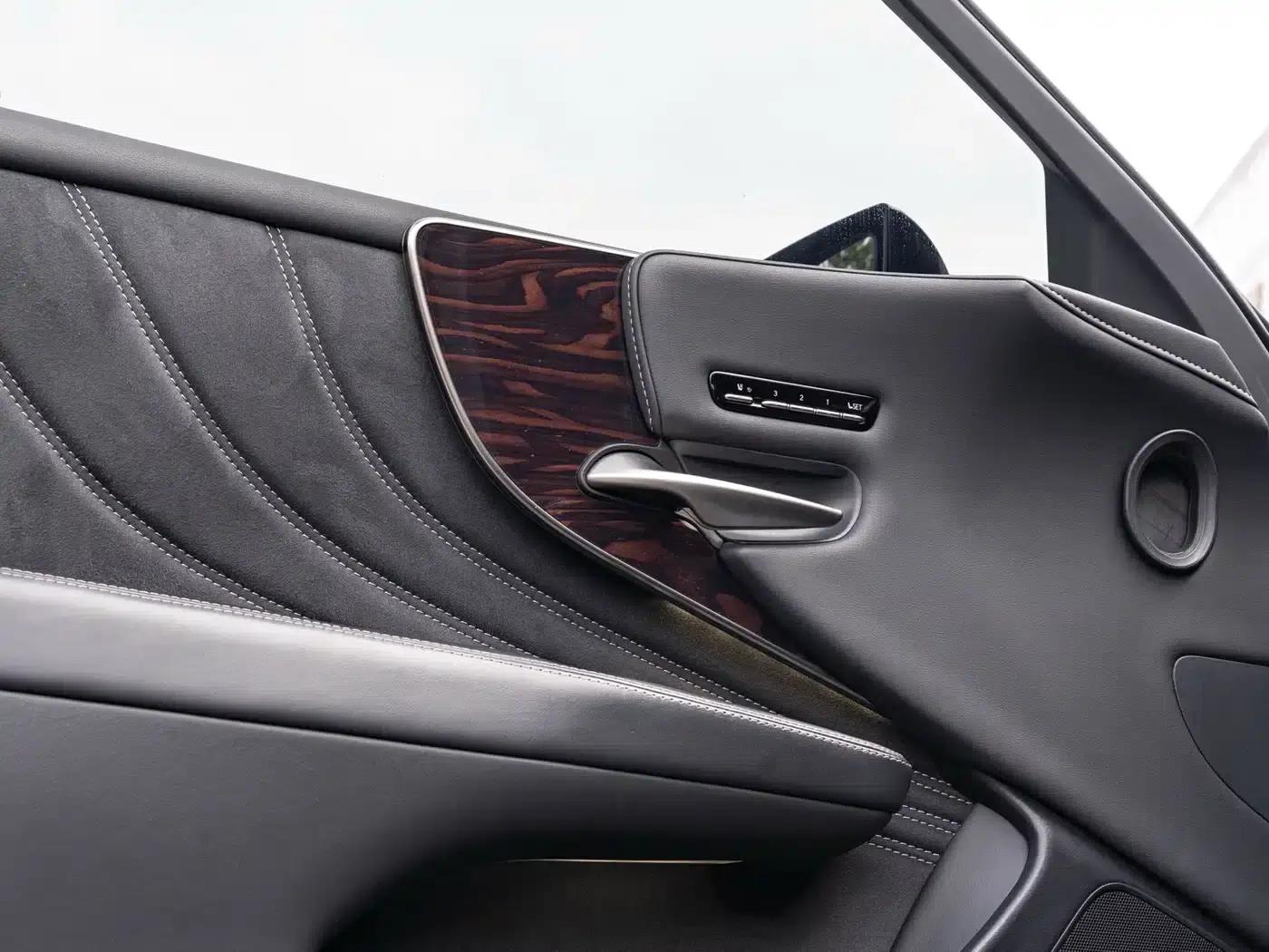 Lexus LS 2021 500h Luxury Edition — миниатюра 20