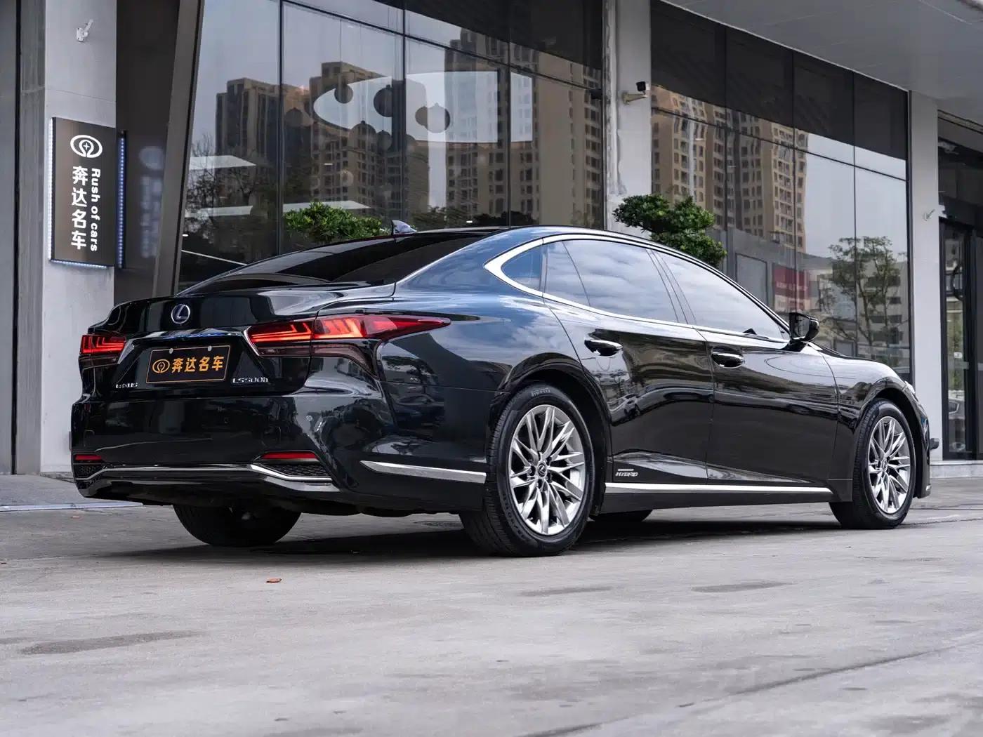 Lexus LS 2021 500h Luxury Edition — миниатюра 3