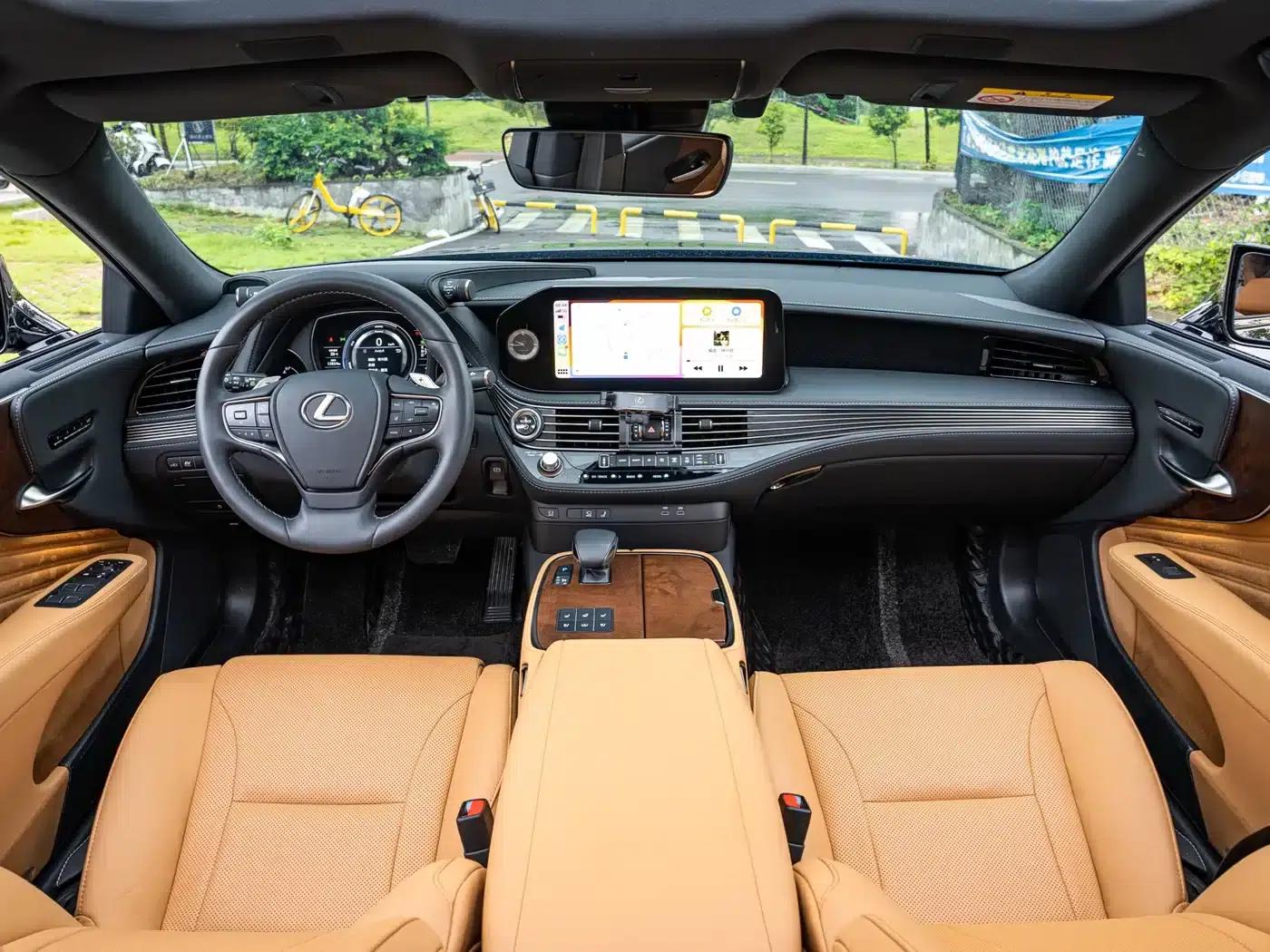 Lexus LS 2023 500h Premium Edition — миниатюра 13