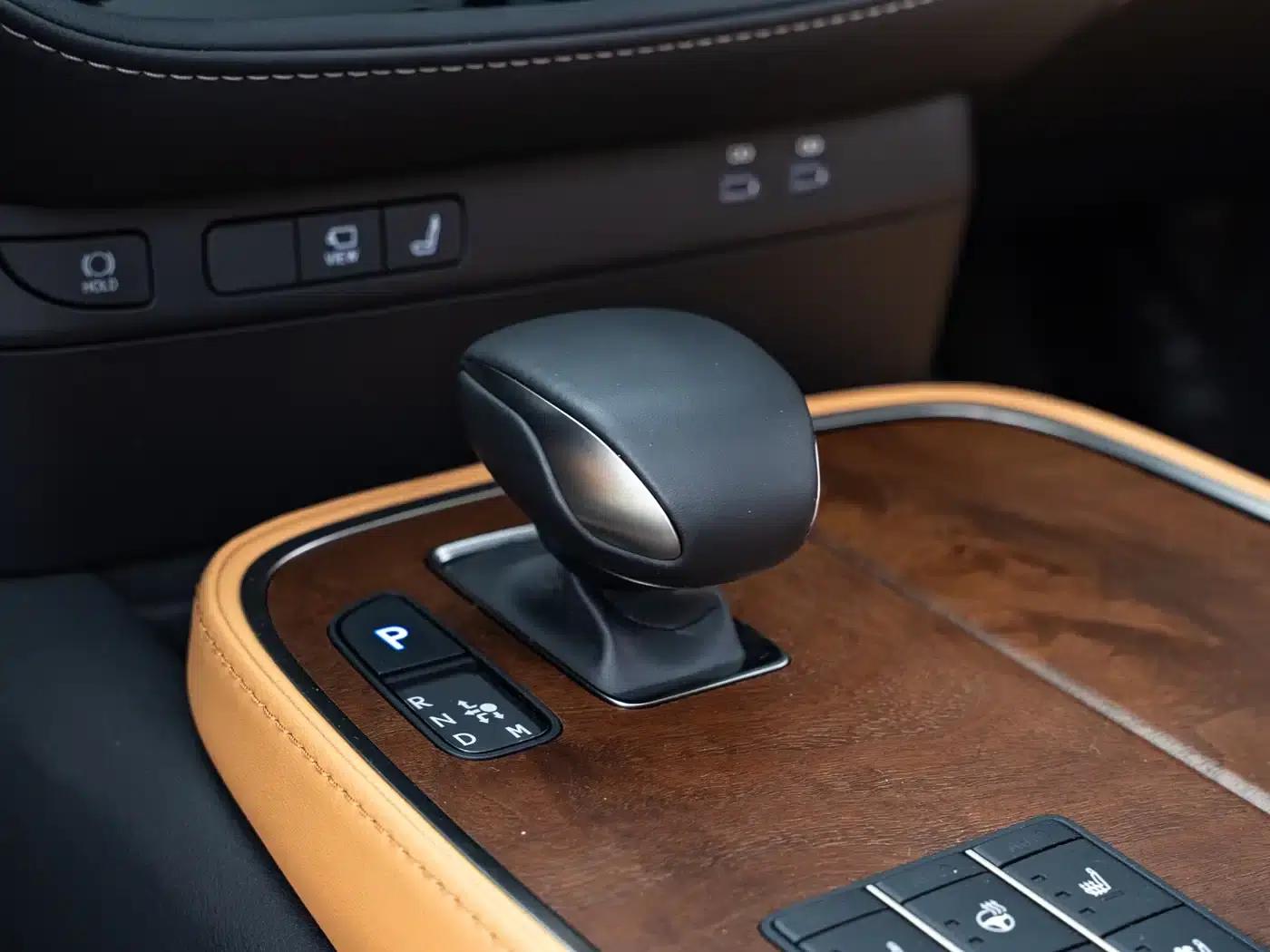Lexus LS 2023 500h Premium Edition — миниатюра 15