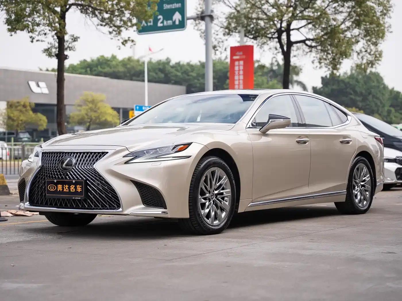 Lexus LS 2018 350 Luxury Edition (China V emission standard) — миниатюра 1
