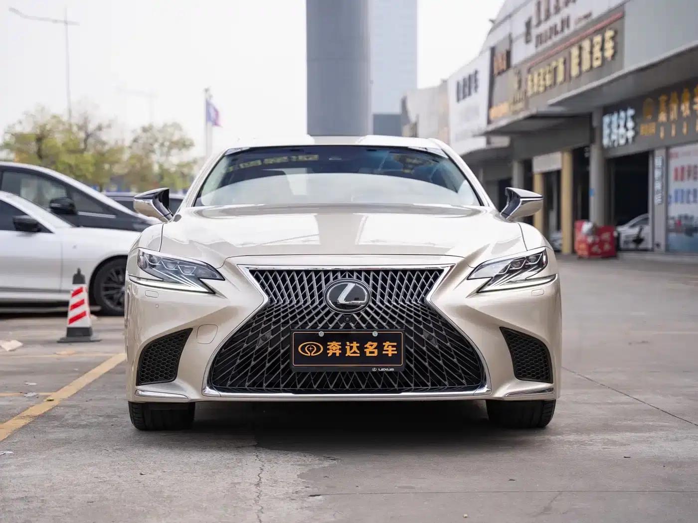 Lexus LS 2018 350 Luxury Edition (China V emission standard) — миниатюра 2
