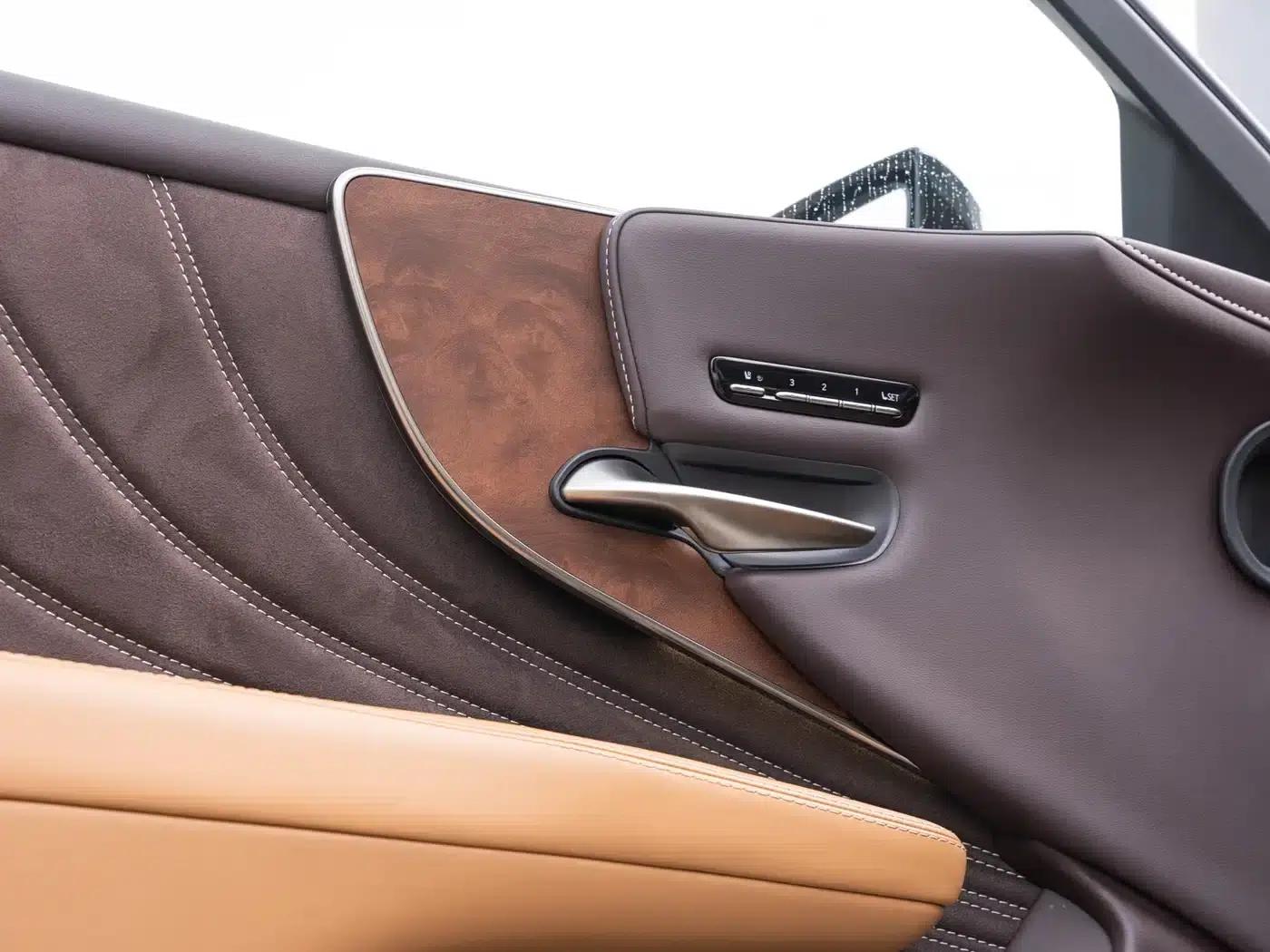 Lexus LS 2018 350 Luxury Edition (China V emission standard) — миниатюра 18