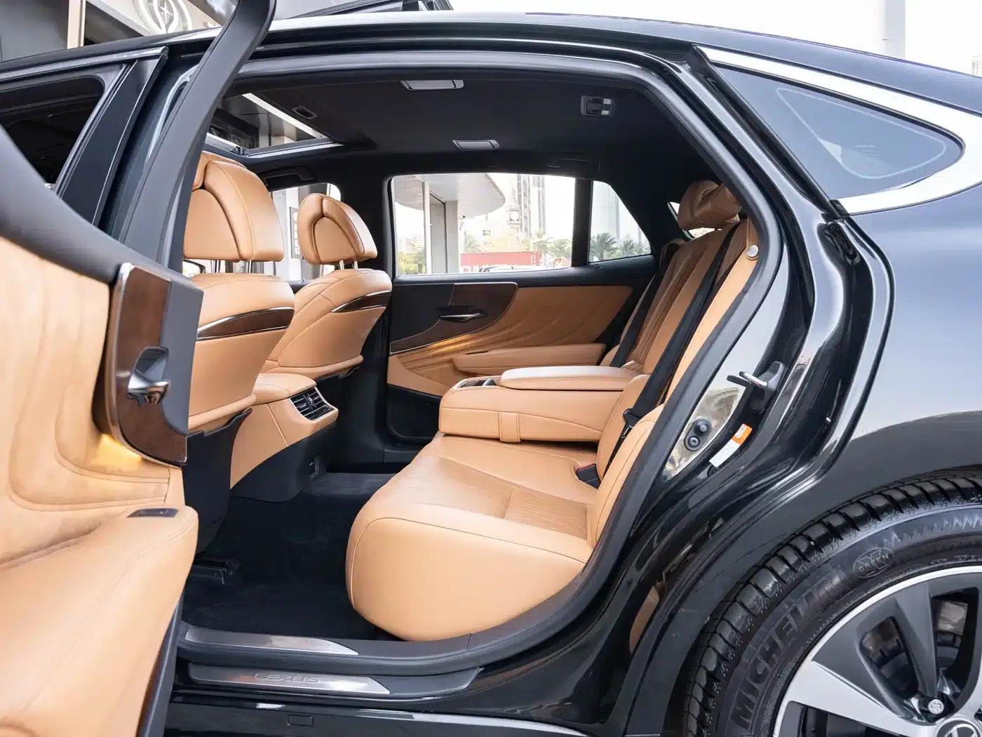 Lexus LS 2021 500h Premium Edition — миниатюра 10