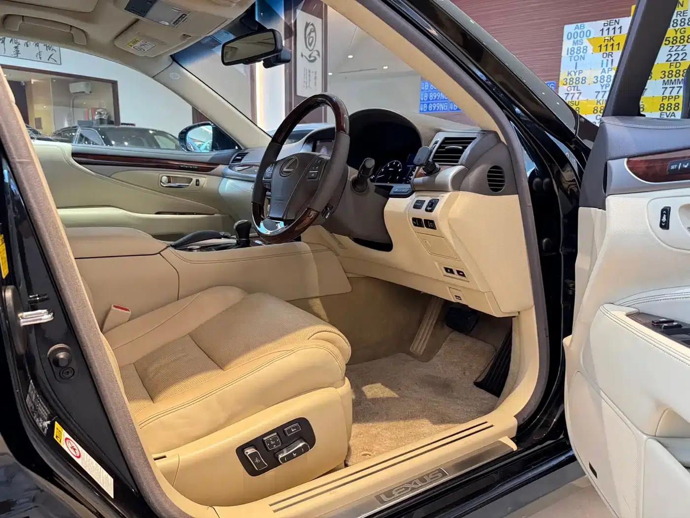 Lexus LS 2014 460L Luxury Edition — миниатюра 7