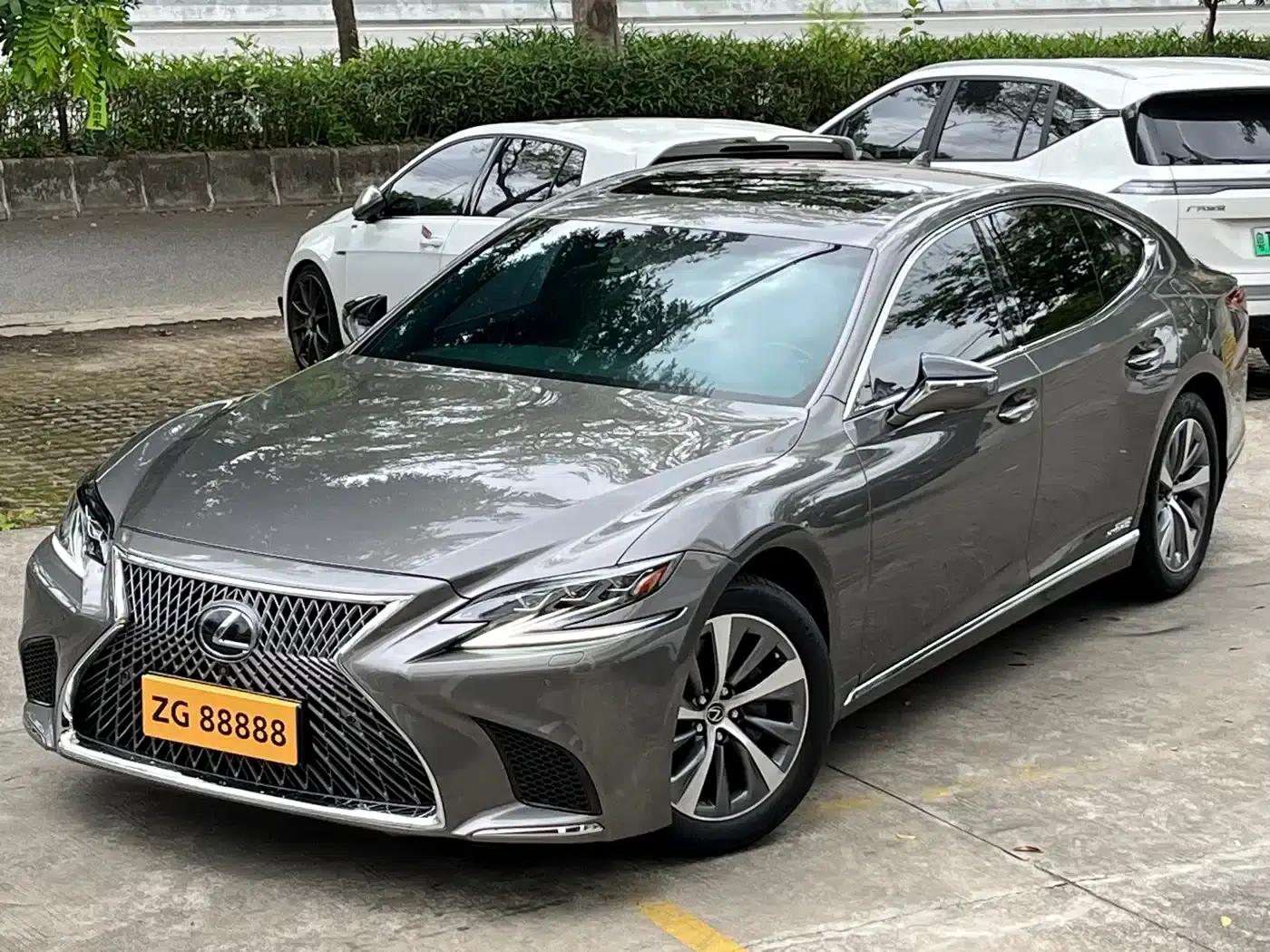 Lexus LS 2018 500h Premium Edition (China V Emission Standard) — миниатюра 1