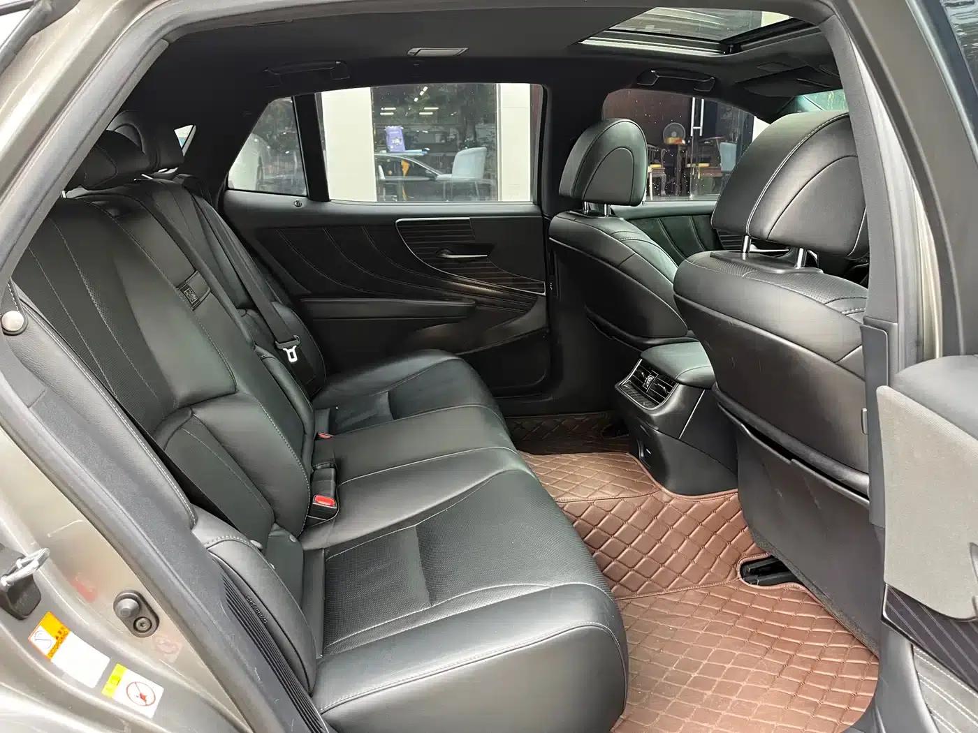 Lexus LS 2018 500h Premium Edition (China V Emission Standard) — миниатюра 18