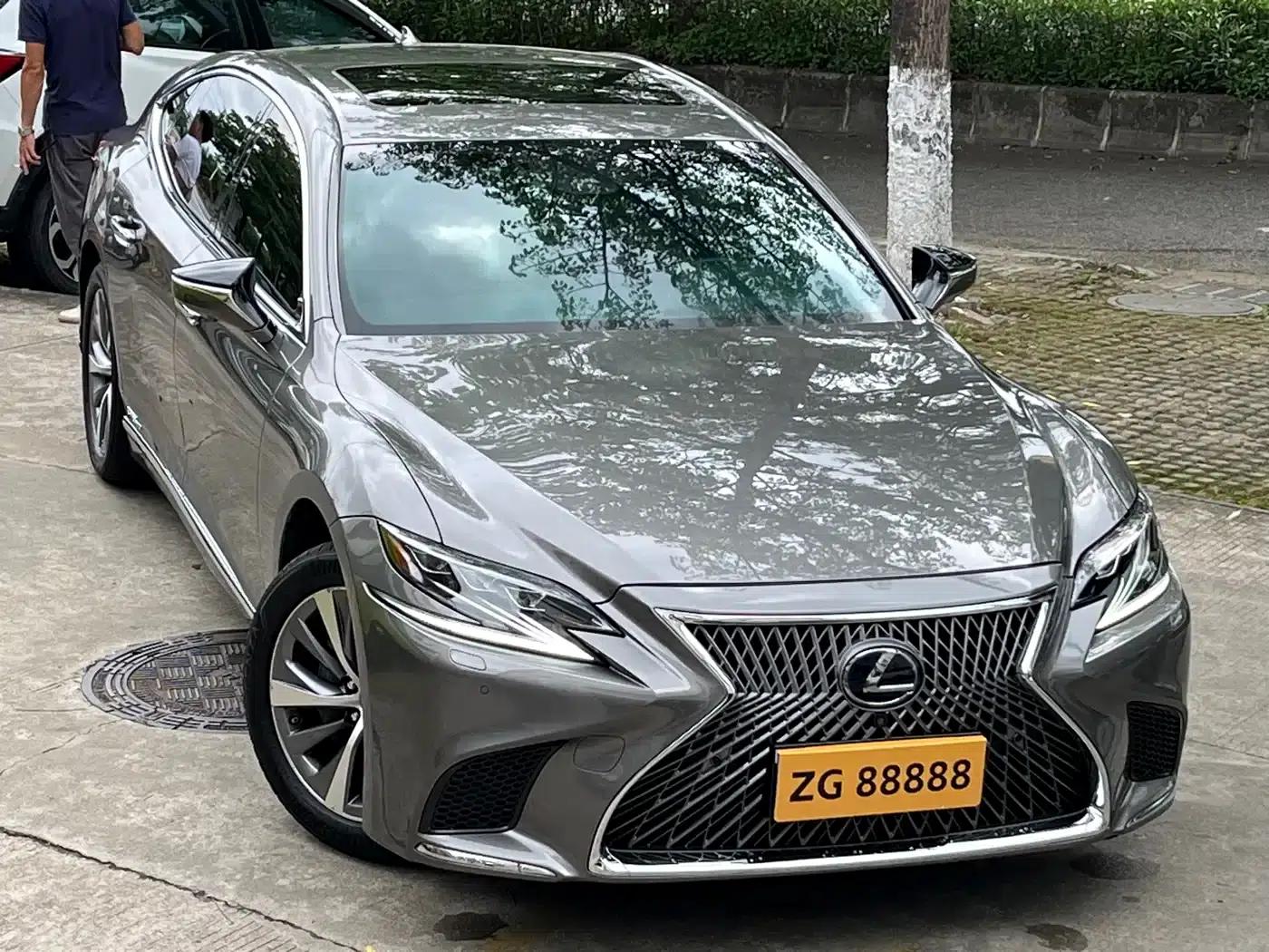 Lexus LS 2018 500h Premium Edition (China V Emission Standard) — миниатюра 3