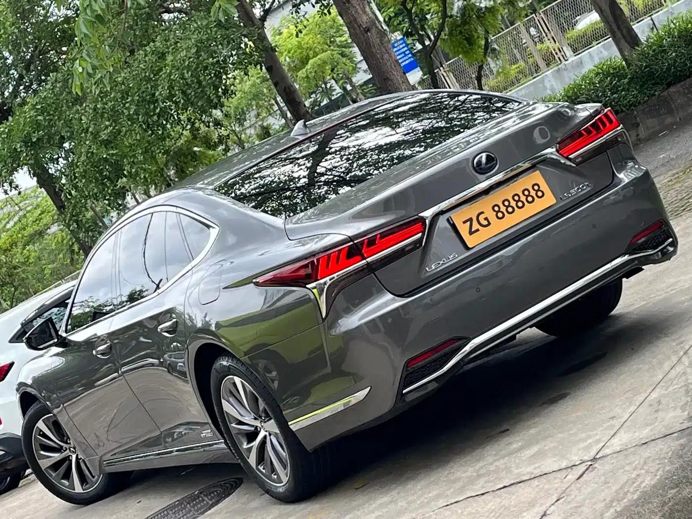 Lexus LS 2018 500h Premium Edition (China V Emission Standard) — миниатюра 8