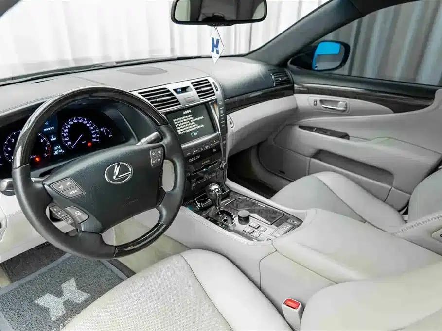 Lexus LS 2007 600hL Premium Edition — миниатюра 12