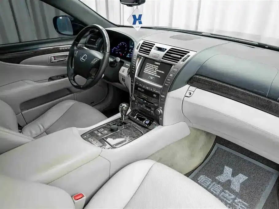 Lexus LS 2007 600hL Premium Edition — миниатюра 14