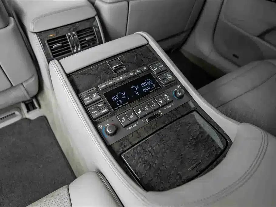 Lexus LS 2007 600hL Premium Edition — миниатюра 20