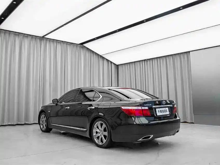Lexus LS 2007 600hL Premium Edition — миниатюра 7