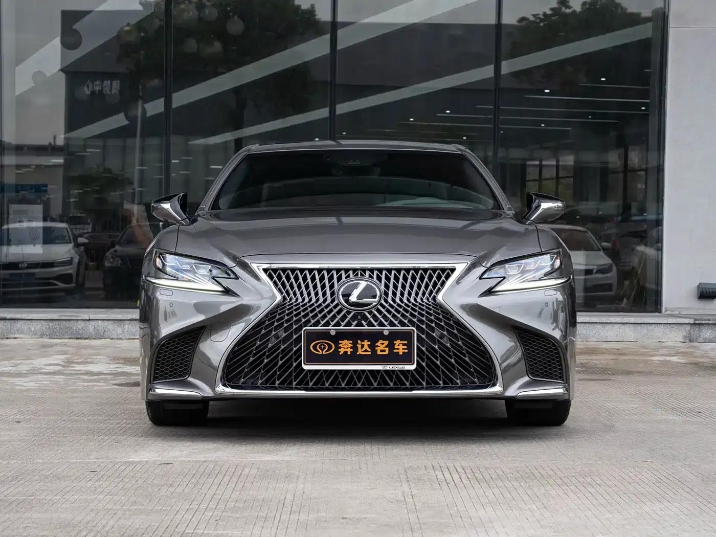Lexus LS 2018 350 Luxury Edition (China V emission standard) — миниатюра 2