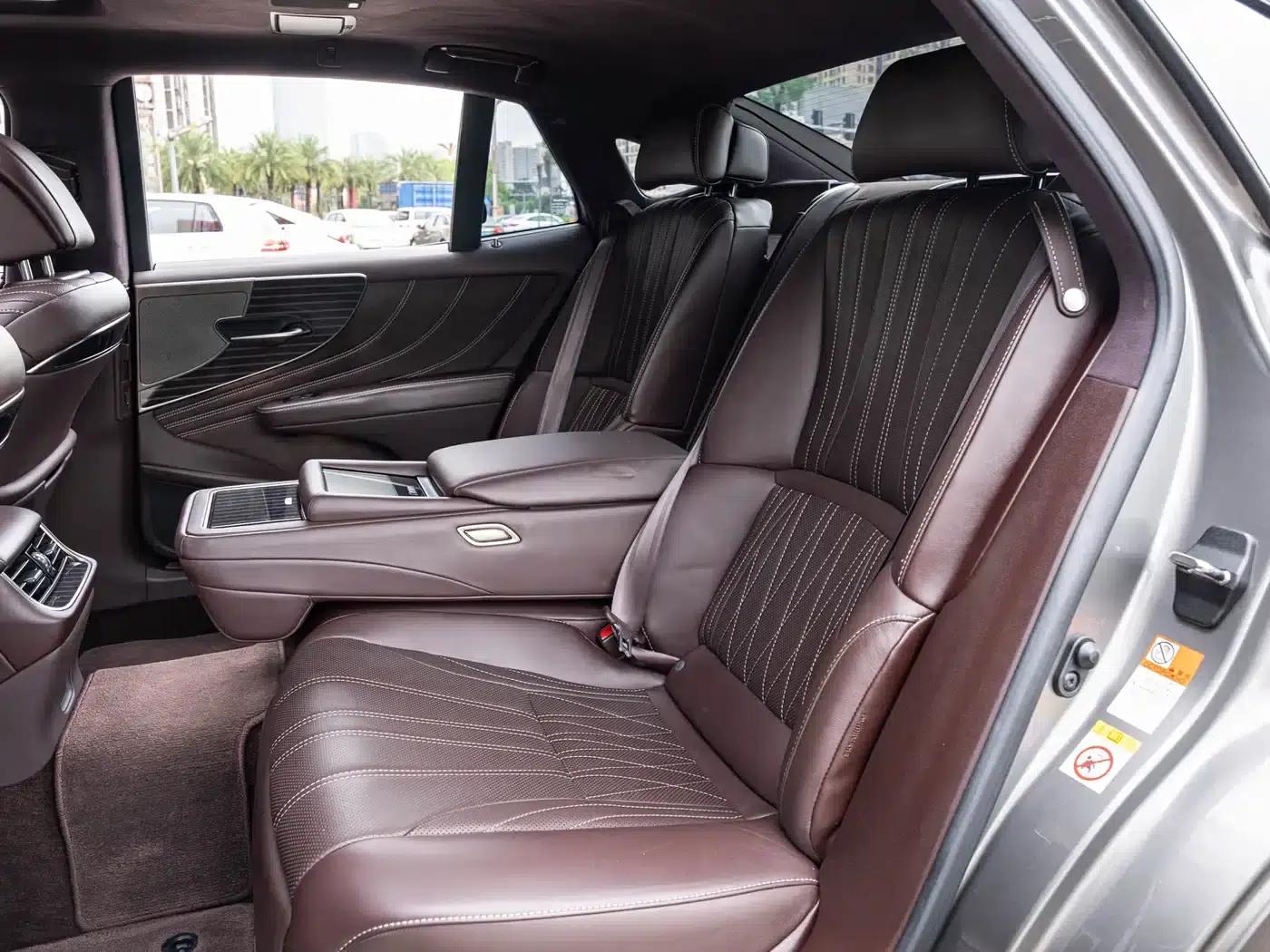Lexus LS 2018 350 Luxury Edition (China V emission standard) — миниатюра 12