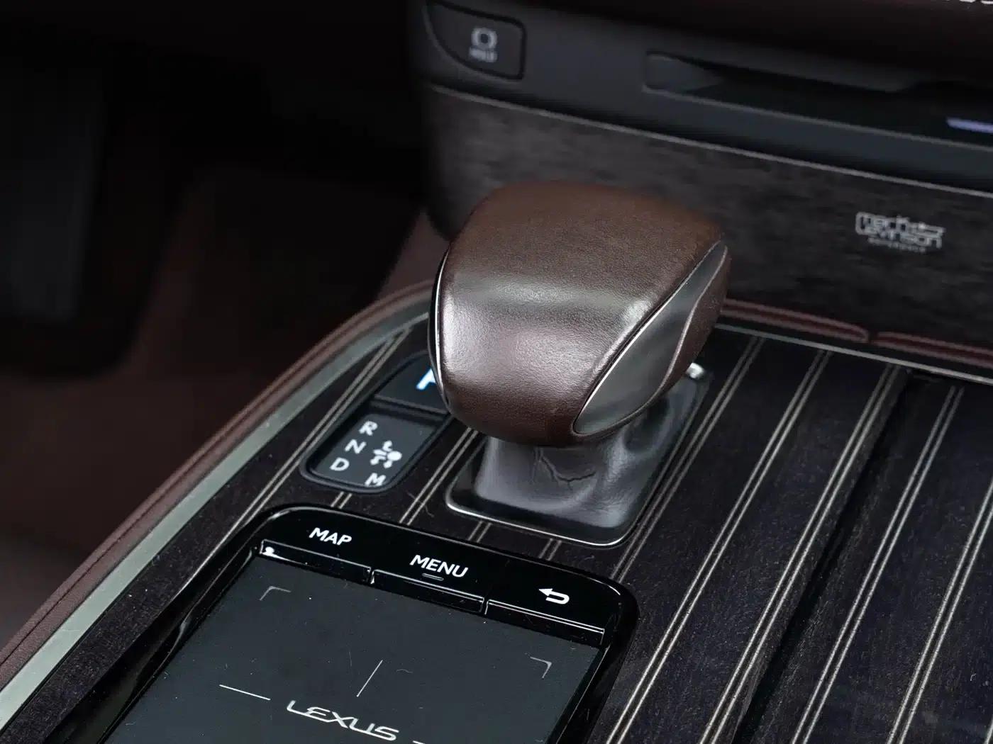 Lexus LS 2018 350 Luxury Edition (China V emission standard) — миниатюра 15