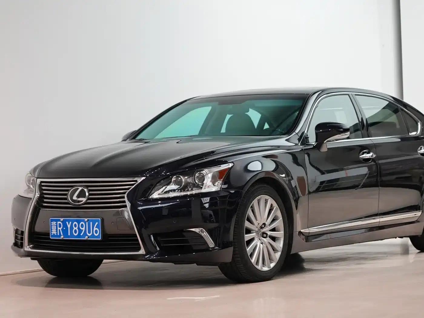 Lexus LS 2016 460L Luxury Edition — миниатюра 1