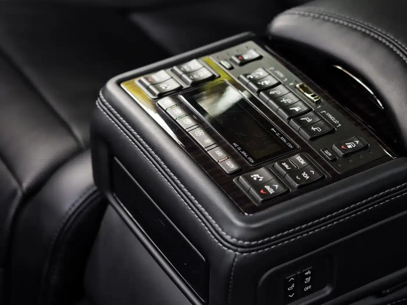 Lexus LS 2016 460L Luxury Edition — миниатюра 16