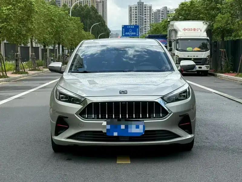Sihao A5 2021 1.5T CVT Luxury Intelligent Edition — миниатюра 2