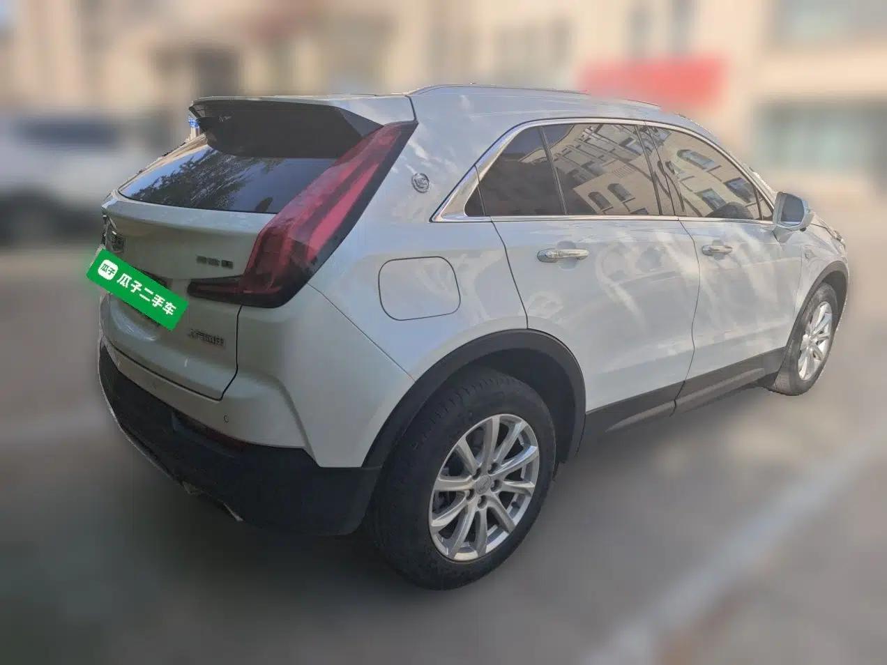 Cadillac XT4 2021 28T Two-Wheel Drive Tech Edition — миниатюра 6
