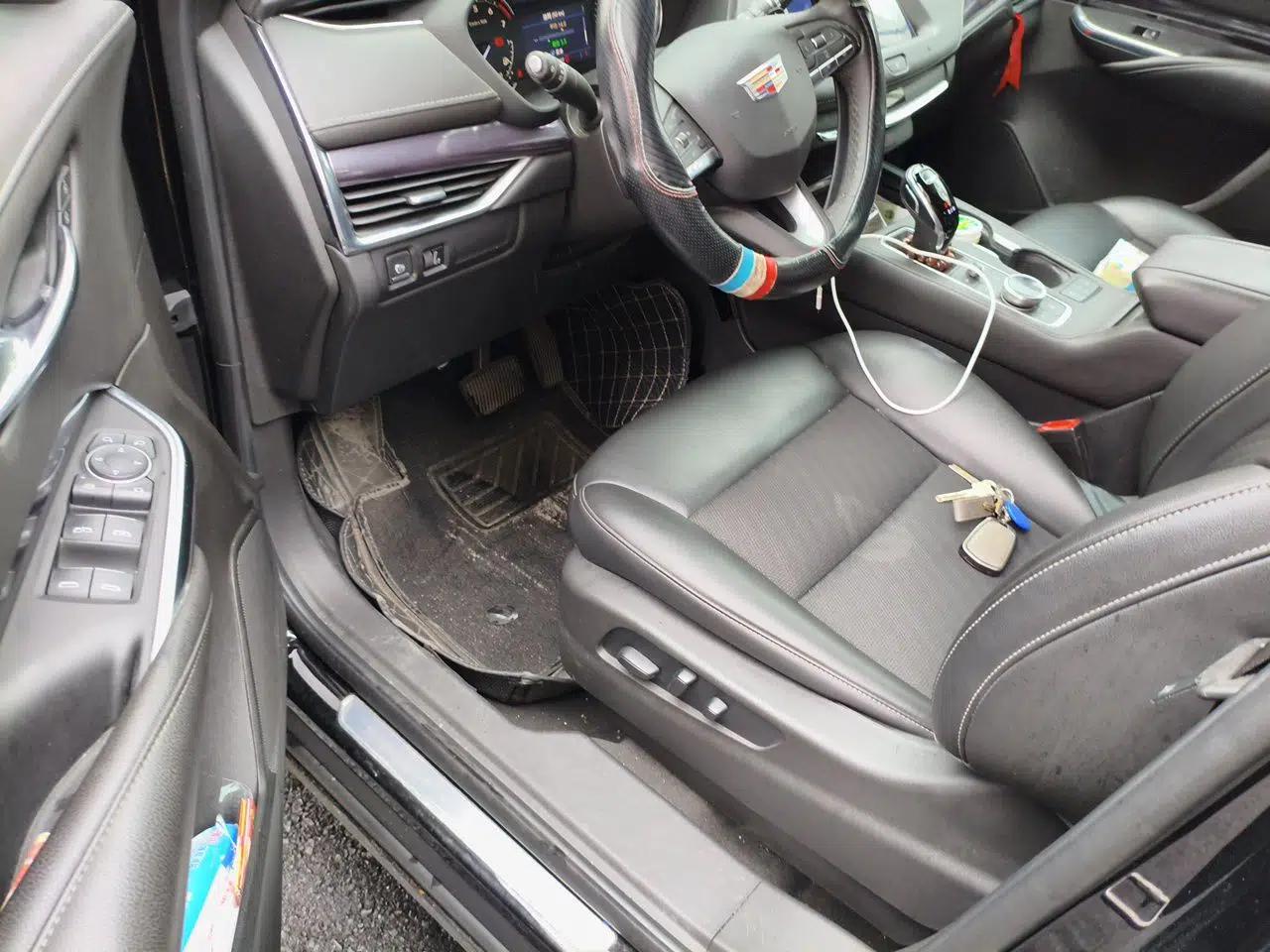 Cadillac XT4 2021 28T Two-Wheel Drive Tech Edition — миниатюра 16