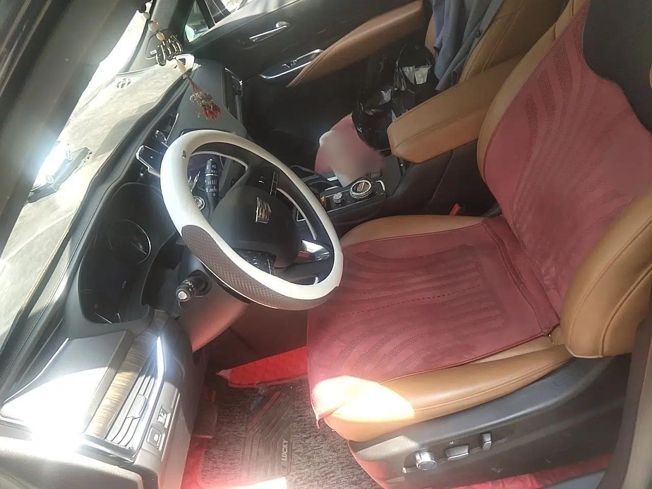 Cadillac XT4 2022 28T Two-Wheel Drive Prestige Version — миниатюра 14