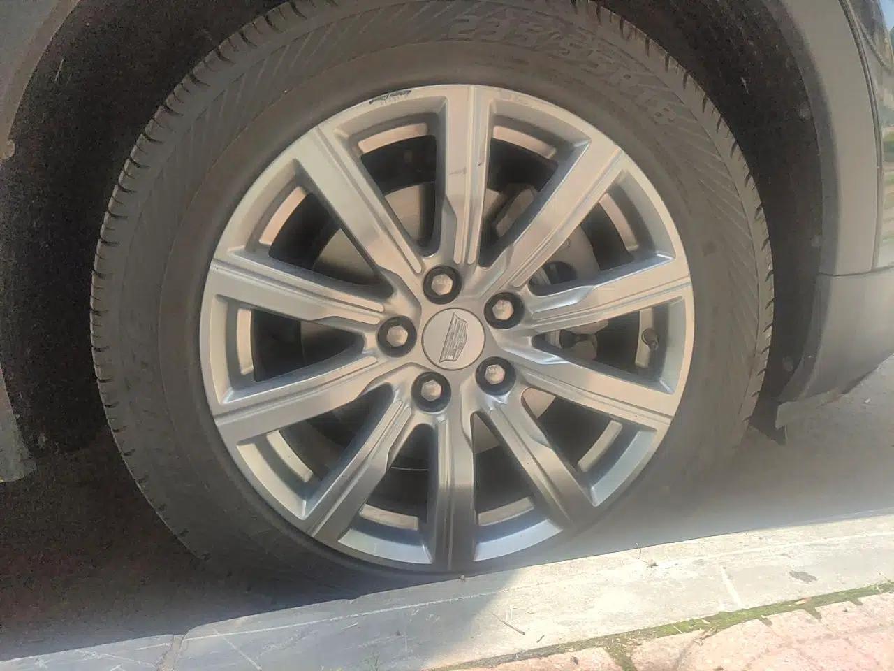 Cadillac XT4 2022 28T Two-Wheel Drive Prestige Version — миниатюра 8