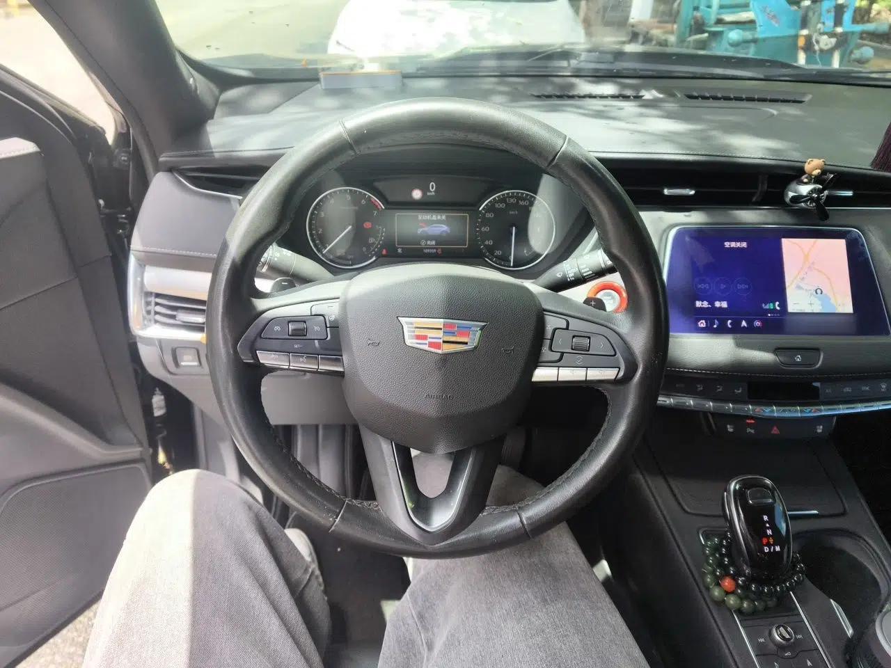 Cadillac XT4 2020 Revised Version 28T Two-Wheel Drive Leading Edition — миниатюра 10