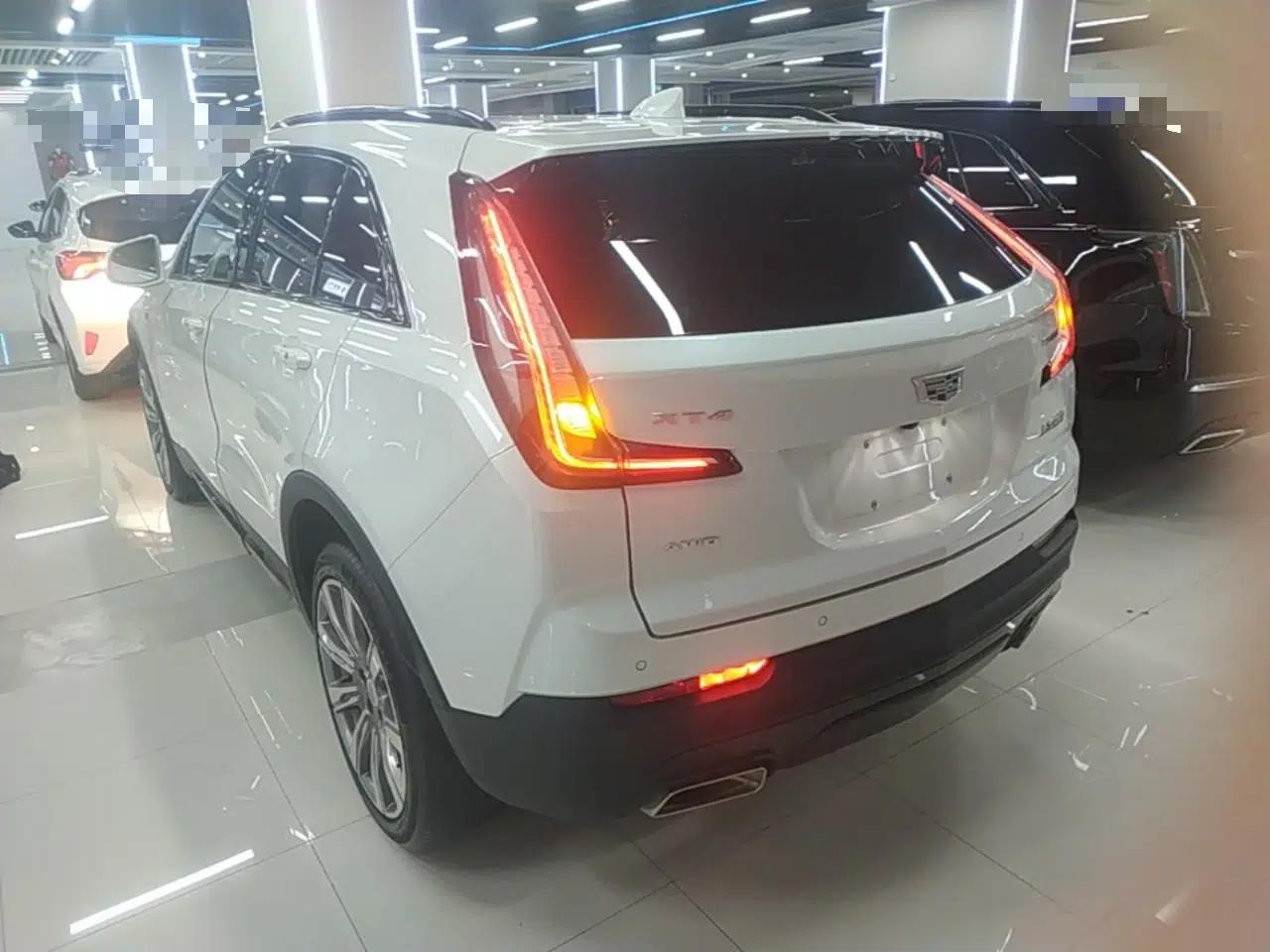 Cadillac XT4 2020 28T 4x4 Platinum Sport Edition — миниатюра 4