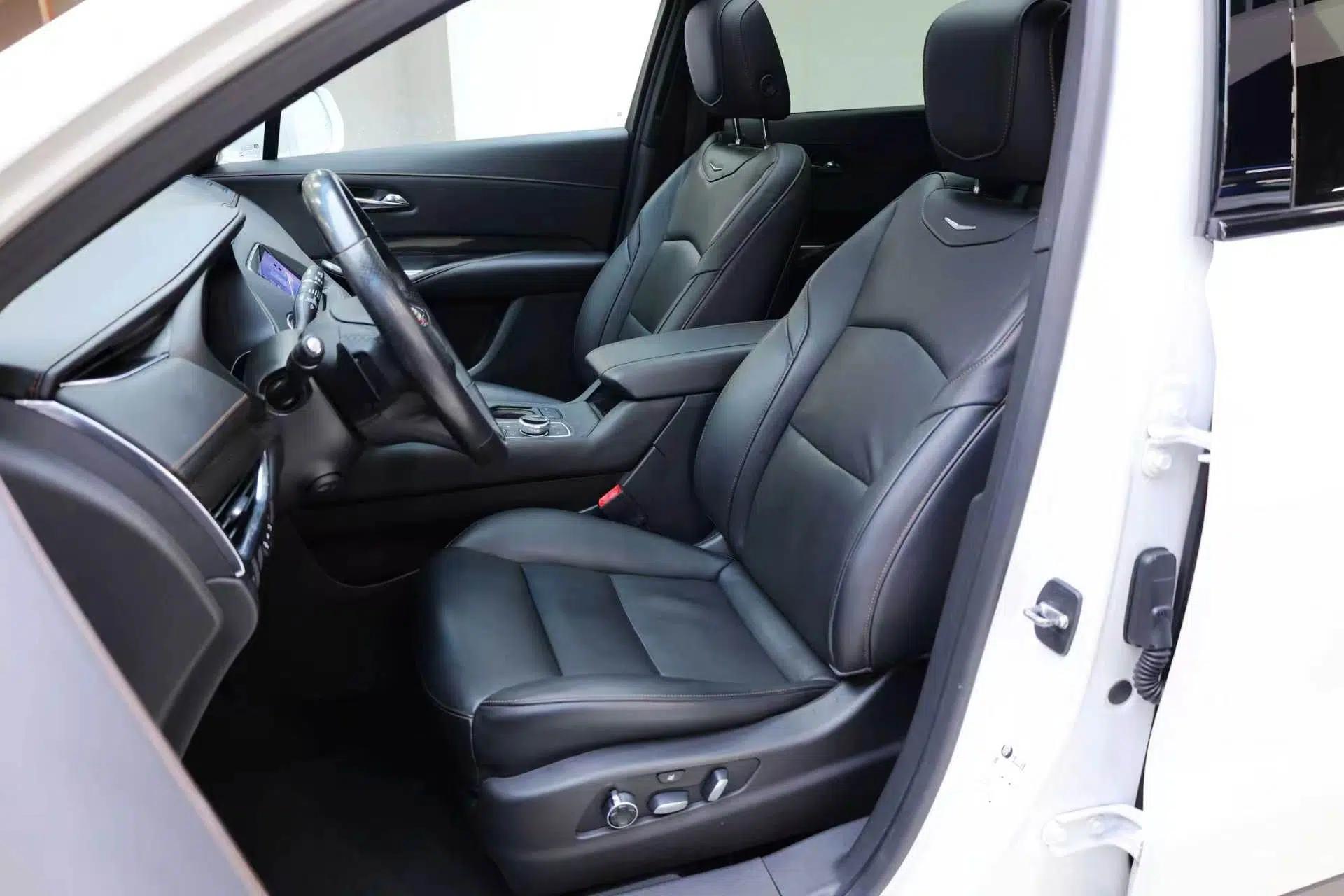 Cadillac XT4 2020 28T 4x4 Platinum Sport Edition — миниатюра 32