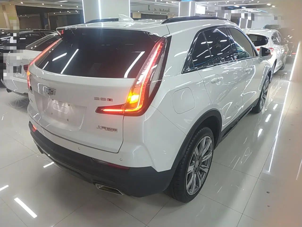 Cadillac XT4 2020 28T 4x4 Platinum Sport Edition — миниатюра 6
