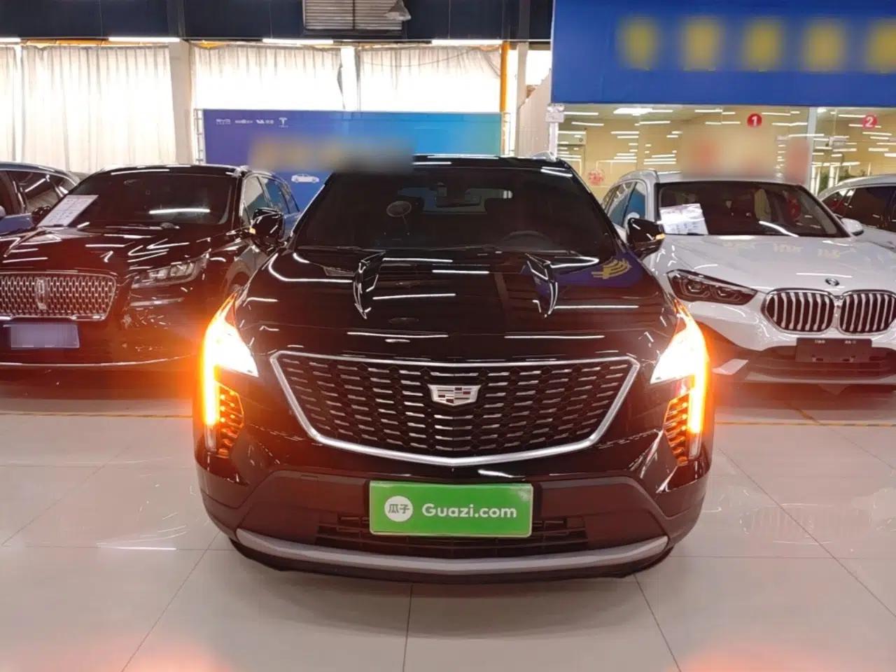 Cadillac XT4 2022 28T Two-Wheel Drive Prestige Version — миниатюра 2