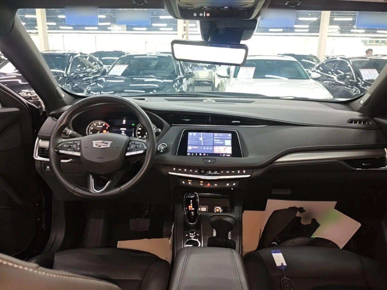 Cadillac XT4 2022 28T Two-Wheel Drive Prestige Version — миниатюра 12
