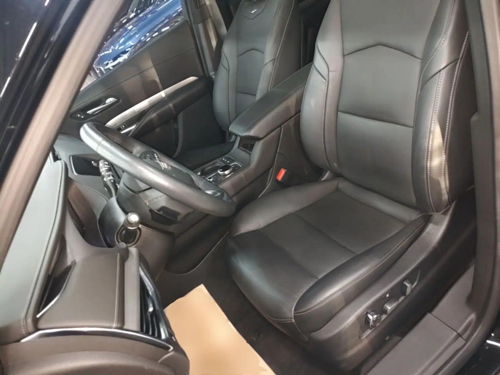Cadillac XT4 2022 28T Two-Wheel Drive Prestige Version — миниатюра 17