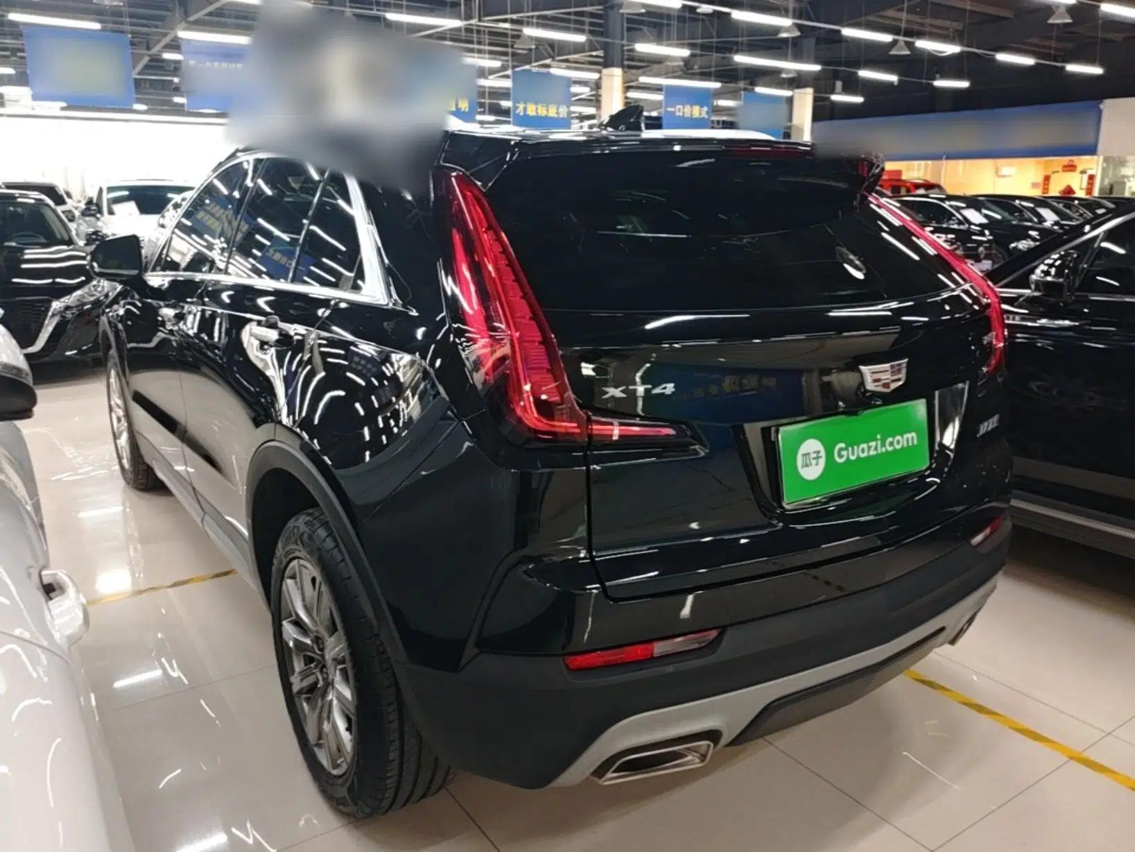 Cadillac XT4 2022 28T Two-Wheel Drive Prestige Version — миниатюра 4