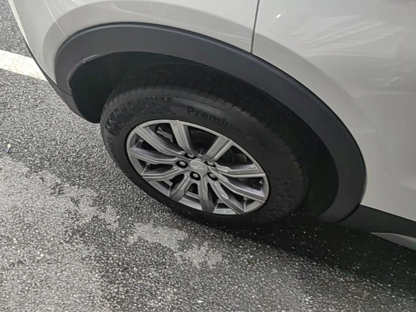 Cadillac XT4 2018 28T Four-Wheel Drive Leading Model — миниатюра 11