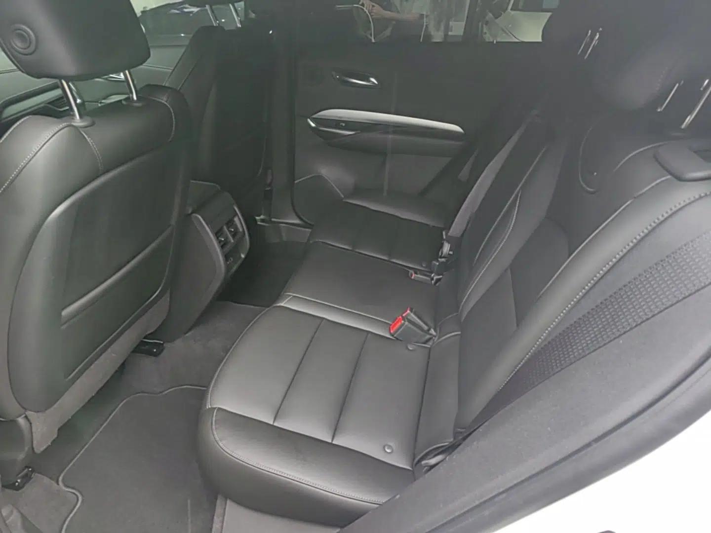 Cadillac XT4 2018 28T Four-Wheel Drive Leading Model — миниатюра 25