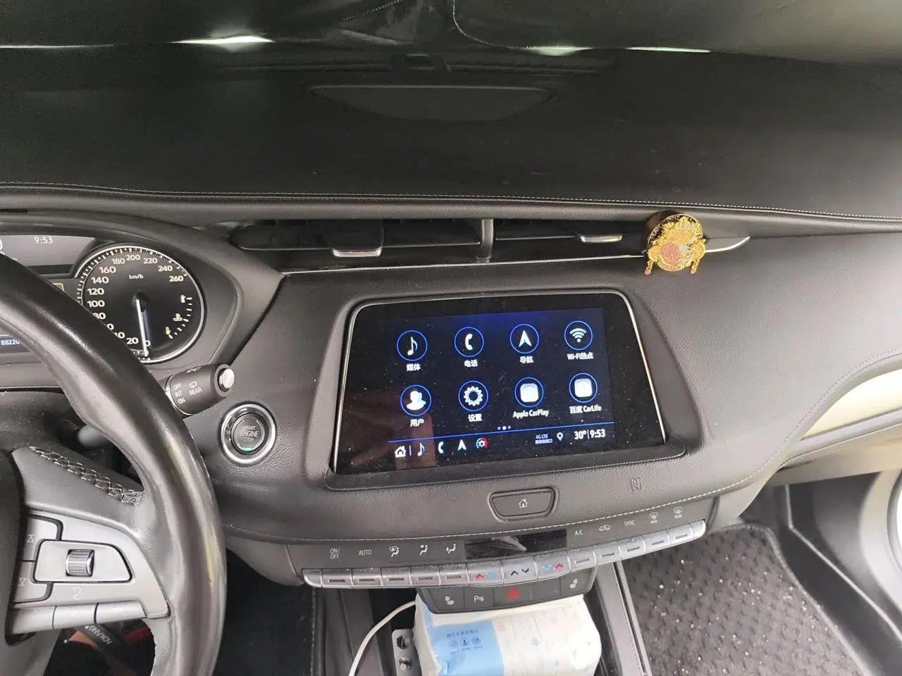 Cadillac XT4 2018 28T Two-Wheel Drive Leading Version — миниатюра 13