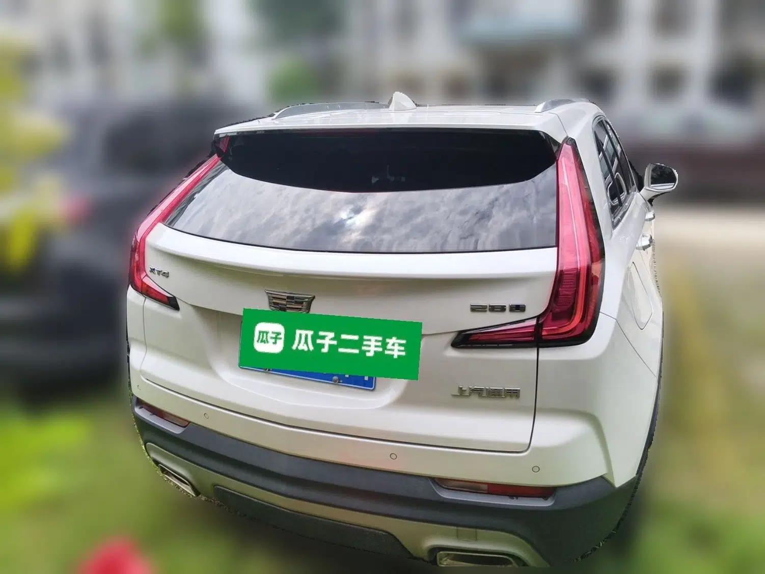 Cadillac XT4 2018 28T Two-Wheel Drive Leading Version — миниатюра 4