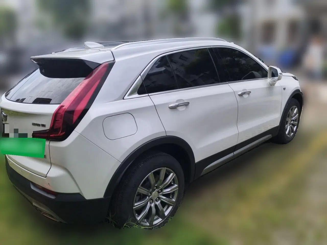 Cadillac XT4 2018 28T Two-Wheel Drive Leading Version — миниатюра 6