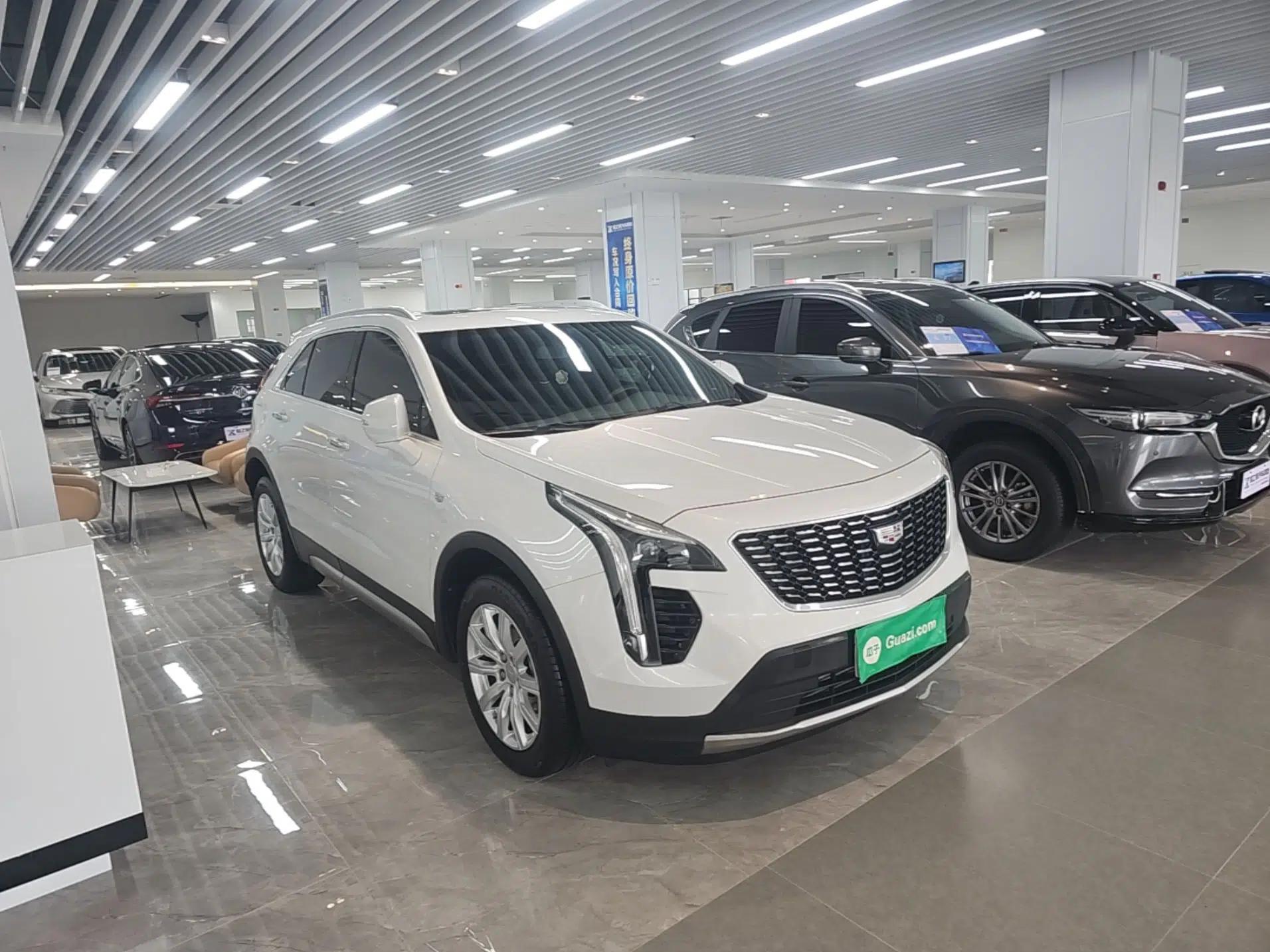 Cadillac XT4 2020 Revised Version 28T Two-Wheel Drive Leading Edition — миниатюра 3