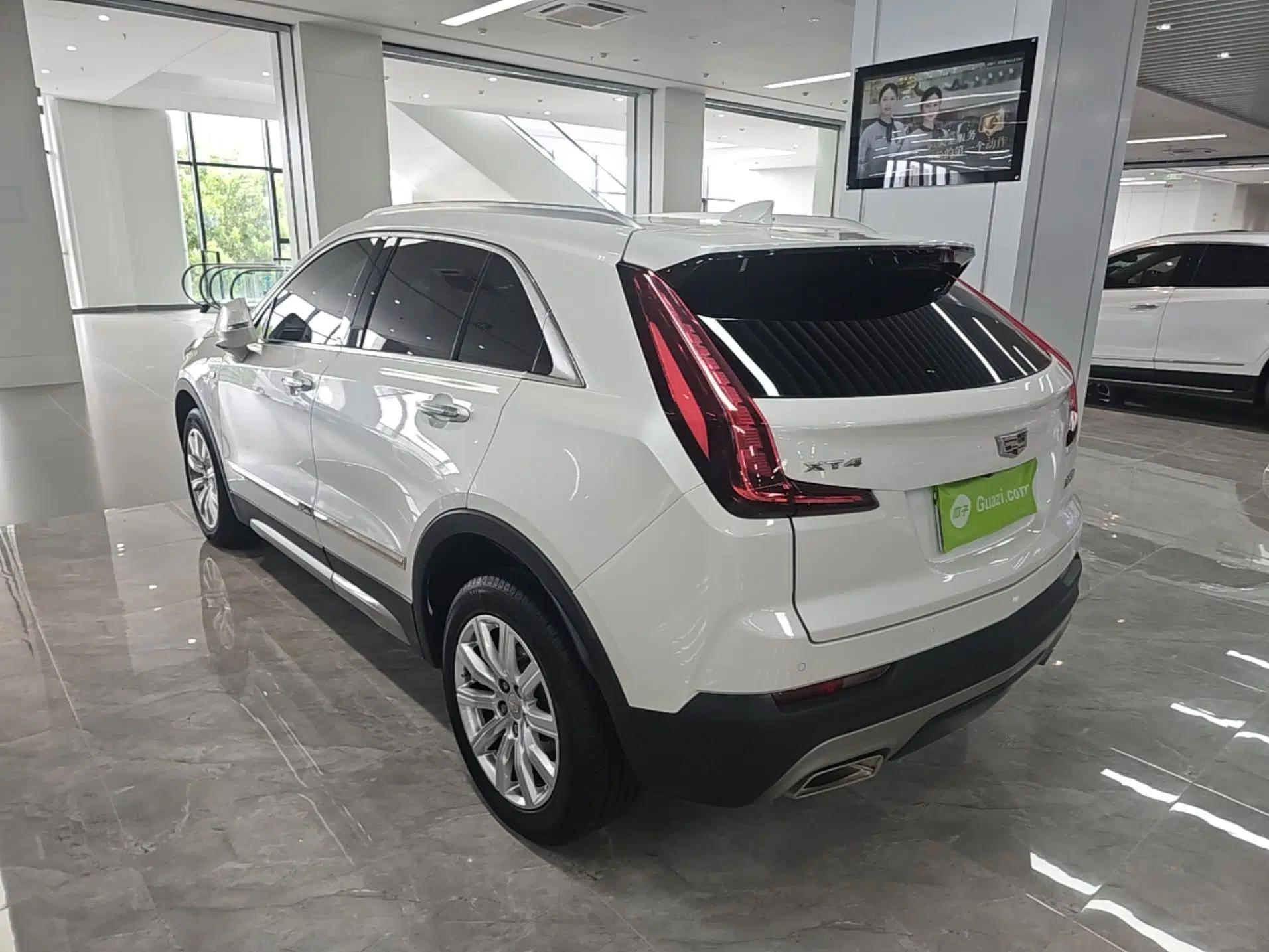 Cadillac XT4 2020 Revised Version 28T Two-Wheel Drive Leading Edition — миниатюра 4