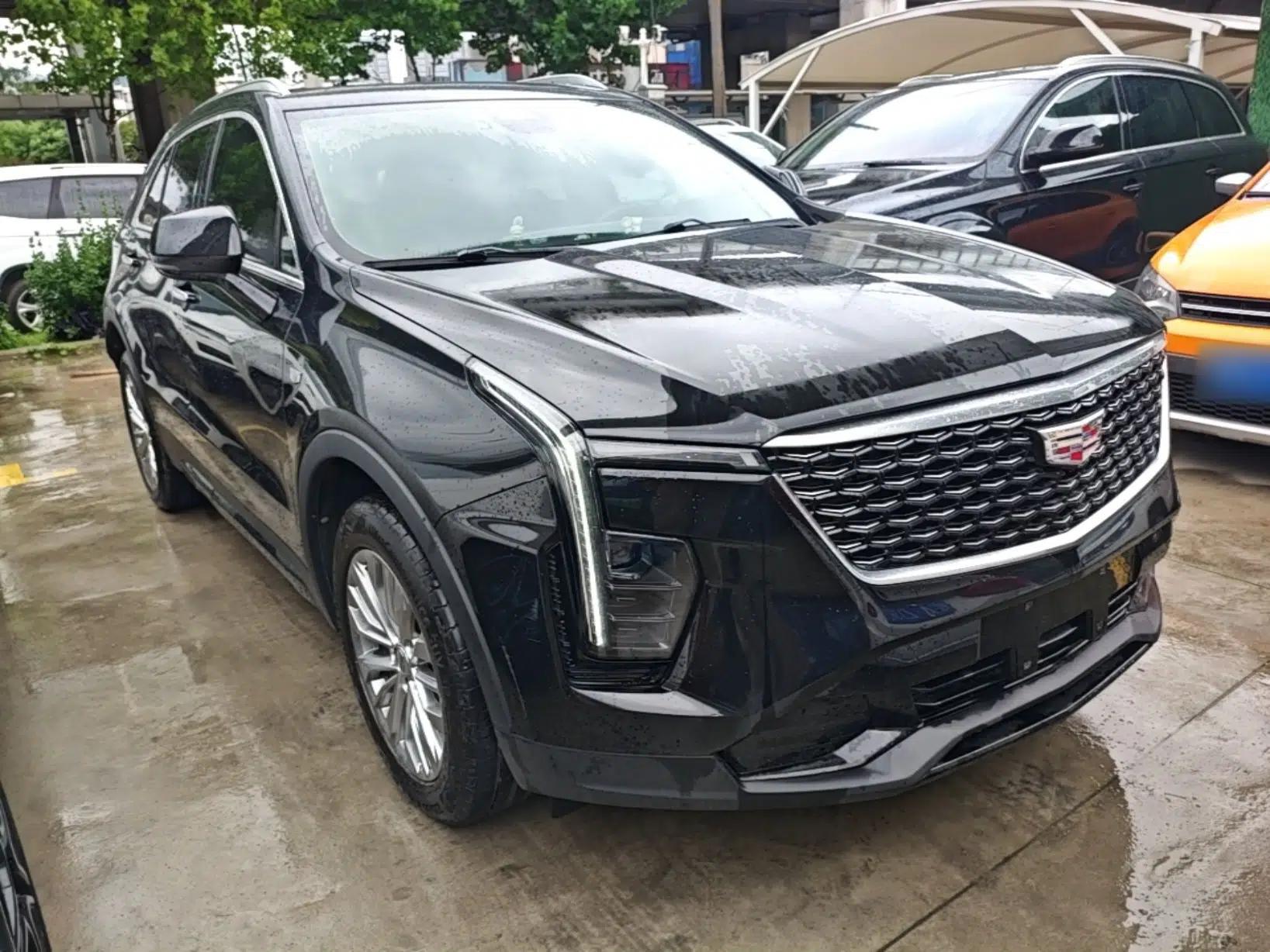 Cadillac XT4 2024 28T Two-Wheel-Drive Luxury Version — миниатюра 3