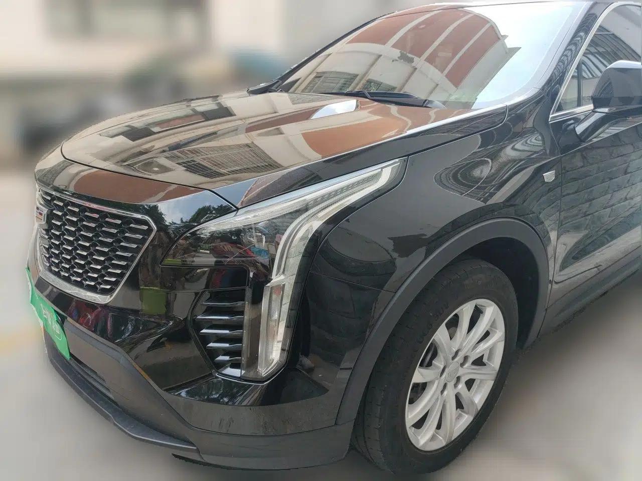 Cadillac XT4 2022 28T Two-Wheel Drive Fashion Edition — миниатюра 1