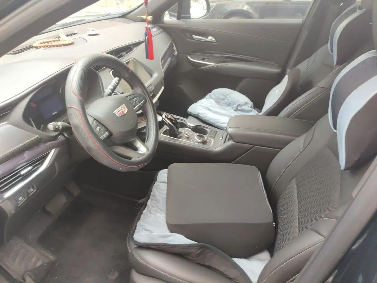 Cadillac XT4 2022 28T Two-Wheel Drive Fashion Edition — миниатюра 15