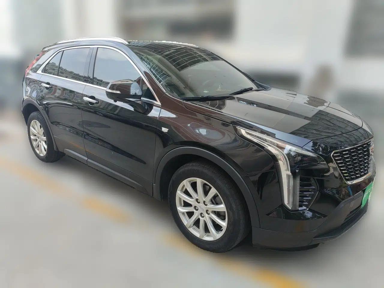 Cadillac XT4 2022 28T Two-Wheel Drive Fashion Edition — миниатюра 3