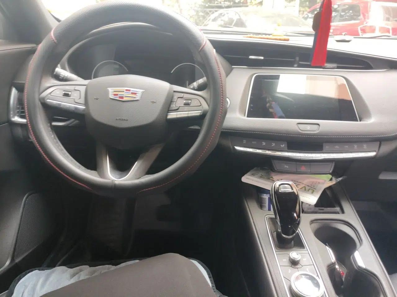 Cadillac XT4 2022 28T Two-Wheel Drive Fashion Edition — миниатюра 9