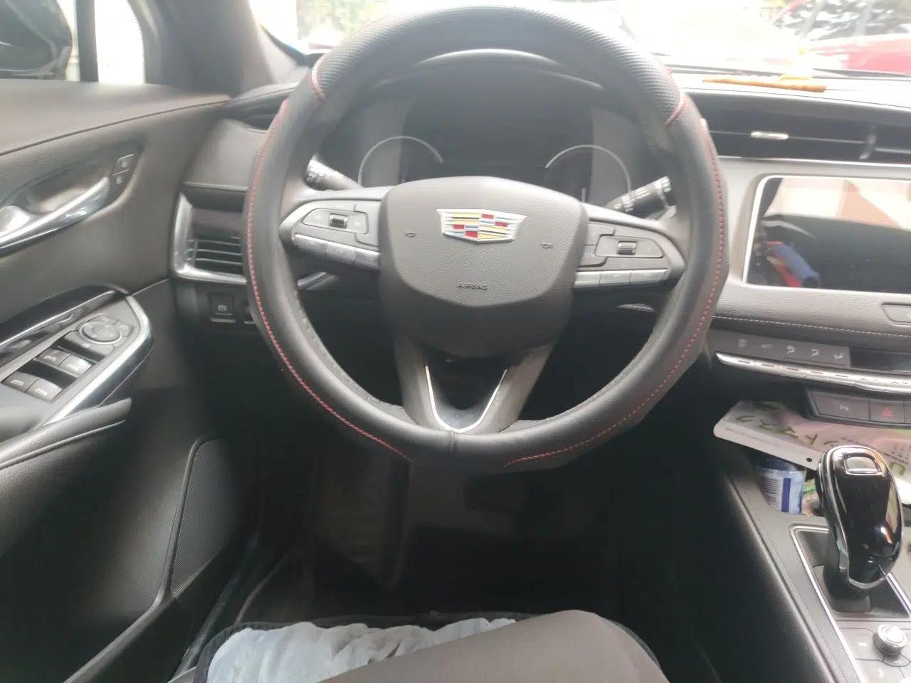 Cadillac XT4 2022 28T Two-Wheel Drive Fashion Edition — миниатюра 10