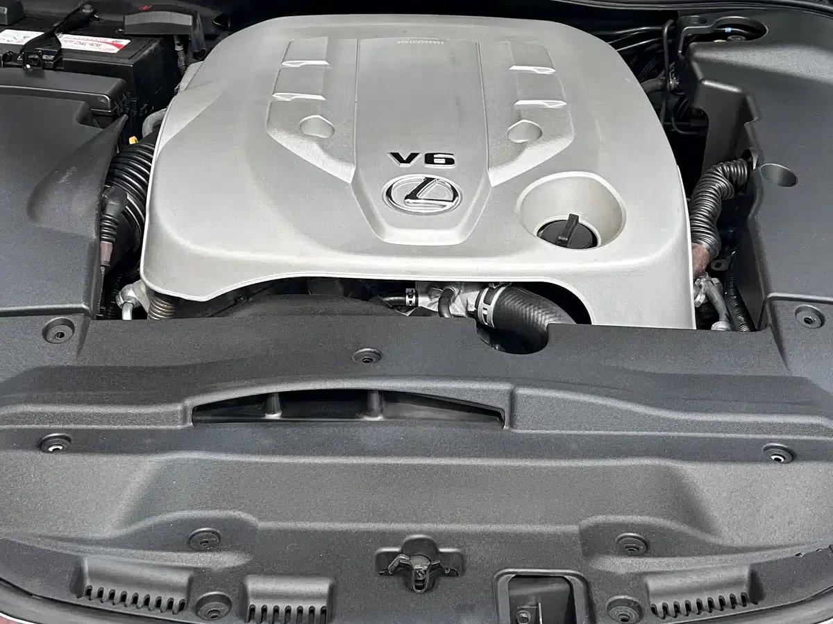 Lexus IS 2009 300C — миниатюра 15