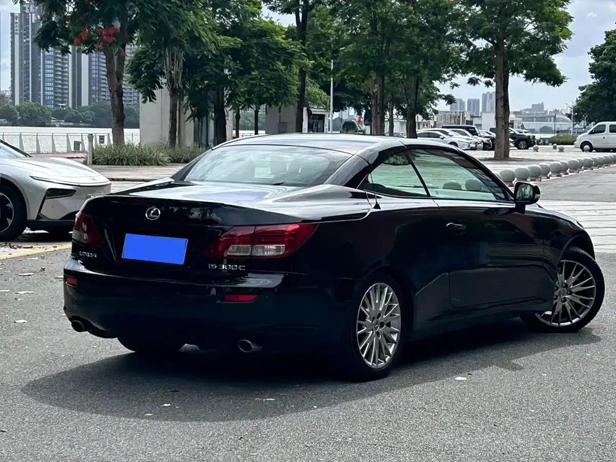 Lexus IS 2009 300C — миниатюра 4